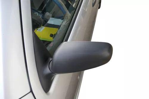 Skoda Fabia 6Y mechanischer Spiegel Außenspiegel links schwarz matt Glas (183662)