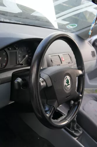 Fabia 6Y Lenkrad 4-Speichen 6Y0419091C E74 Leder Lederlenkrad -ohne Airbag (183672)