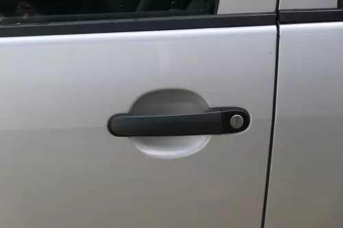 Fabia 6Y Kombi + Limousine Tür vorne links Fahrertür grau LF7T silber ohneAnba (183676)