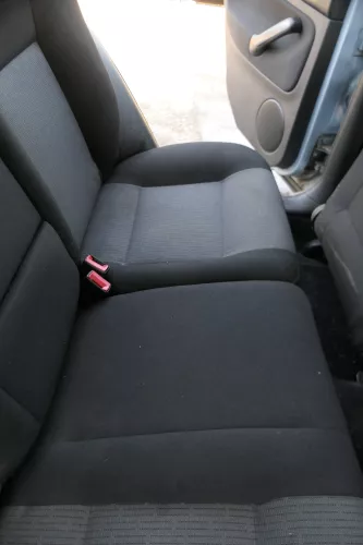 VW Bora Limousine Stufenheck Sitz Rückbank Rücksitzbank Sitzfläche Sitze (183702)