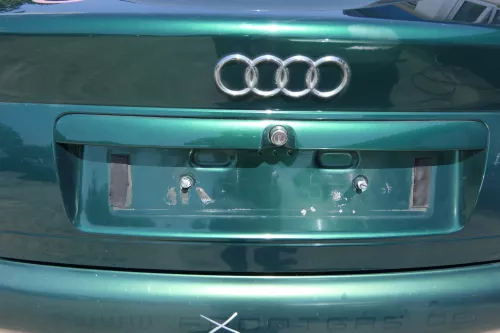 Audi A4 B5 Limousine Griff Heckklappe Heckklappengriff grün LZ6J biscaBj.1999 (183766)