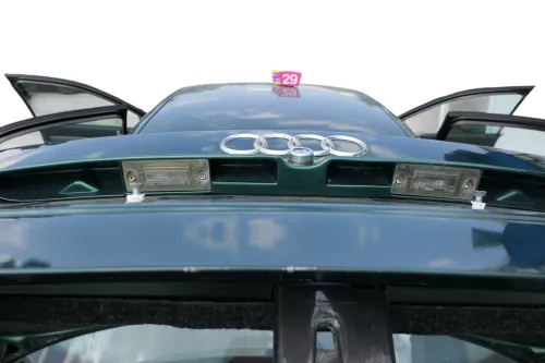 Audi A4 B5 Limousine Griff Heckklappe Heckklappengriff grün LZ6J biscaBj.1999 (183766)