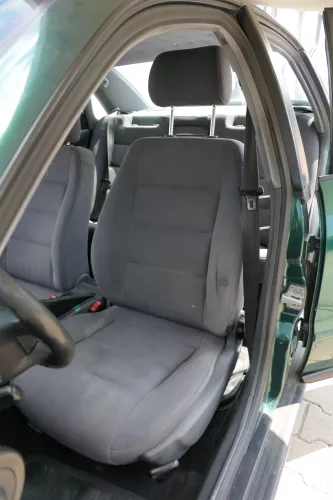 Audi A4 B5 Sitz Fahrersitz vorne links höhenverstellbar