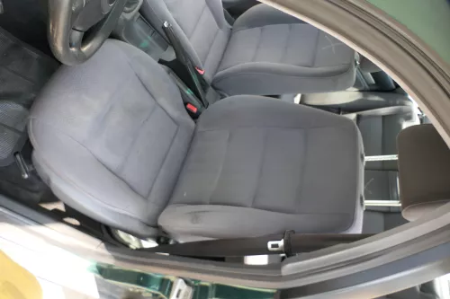 Audi A4 B5 Sitz Fahrersitz vorne links höhenverstellbar (183780)