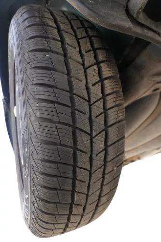 4x A4 B5 A6 4B Passat 3BG Felgen Reifen Winterreifen M+S 195/65 R15 91T 6-8mm (183786)