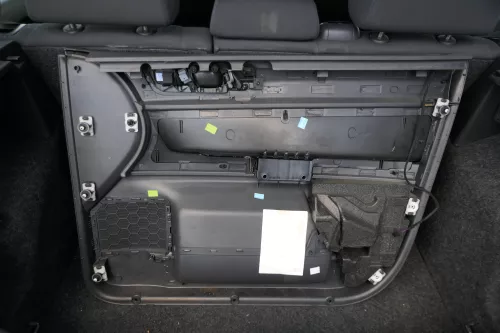 1x VW Polo 9N 9N3 Türverkleidung Verkleidung Tür vorne links  4/5-Türer dunkel (183801)