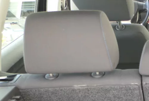 VW Polo 9N 9N3 Kopfstütze vorne oder auch hinten Goal   blaue Nähte   anthrazit