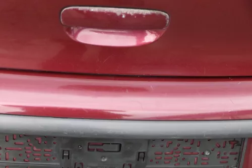 VW Polo 9N3 9N Heckklappe Kofferraumklappe Klappe rot LC3R - Scheibe (183816)