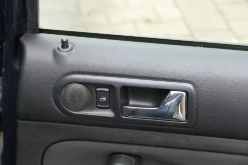 1x VW Golf 4 1J Limousine Türverkleidung Verkleidung Tür hinten rechts schwarz (183876)