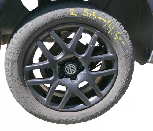 VW Golf 4 Bora Alufelgen 205/55 R16 91H 1J0601025R Montreal BBS Reifen 4-6mm M+S (183917)