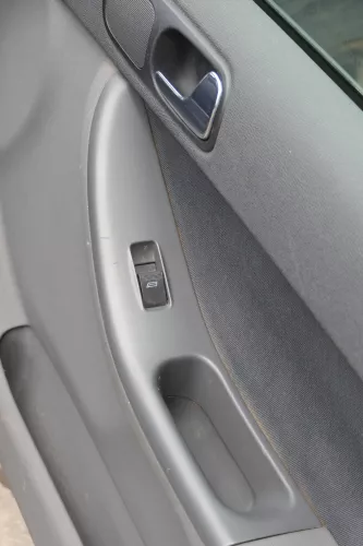 1x Audi A3 8L Türverkleidung Verkleidung Tür vorne rechts 2/3-Türer onyx/schiefe (183963)