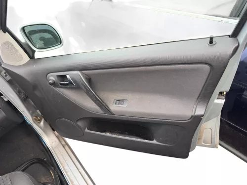 1x VW Polo 6N2 Türverkleidung Verkleidung Tür vorne rechts 4/5-Türer off-black