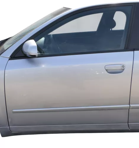 Audi A4 B6 8E nur Türblatt Tür vorne links Fahrertür schwarz LY9B Kombi+Limo