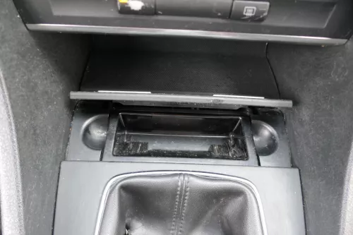 Audi A4 B6 8E Aschenbecher vorne 8E0857951H 4PK schwarz (184062)