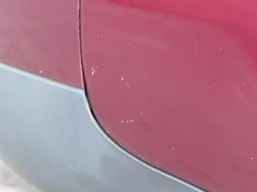 Audi A6 4B Kotflügel vorne links rot LZ3L (bis ca.Mitte 2001 passend   - DELLE (184087)