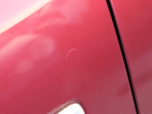 Audi A6 4B Kotflügel vorne links rot LZ3L (bis ca.Mitte 2001 passend   - DELLE (184087)