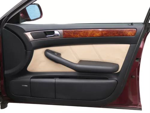 1x A6 4B Türverkleidung Verkleidung Tür vorne rechts Leder onyx / vanille Bose