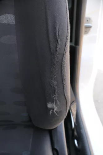 Seat Arosa VW Lupo Sitz vorn links Fahrersitz Höhenverstellung schwarz dunkel (184172)