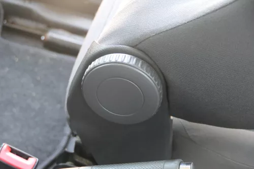 Seat Arosa VW Lupo Sitz vorn links Fahrersitz Höhenverstellung schwarz dunkel (184172)