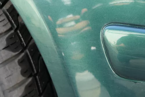 VW Bora Stoßstange vorne Frontstoßstange Stoßfänger vorn grün LC6M SWR (184177)