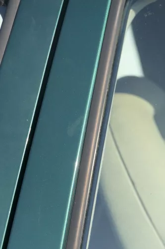 VW Golf 4 Bora Tür hinten links nur Kombi / Variant grün LC6M - ohne Anbauteile (184182)