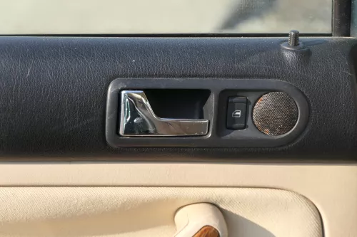 1x VW Golf 4 1J Kombi Türverkleidung Verkleidung Tür hinten links hellbeige besc (184187)