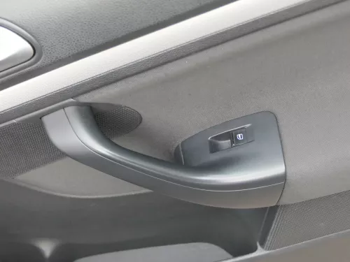 1x VW Golf Variant Kombi AJ5 Türverkleidung Verkleidung Tür vorne rechts (184234)