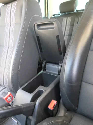 Golf 6 5K Mittelarmlehne Armlehne Lehne Mitte Original verschiebar zum nachrüst (184252)