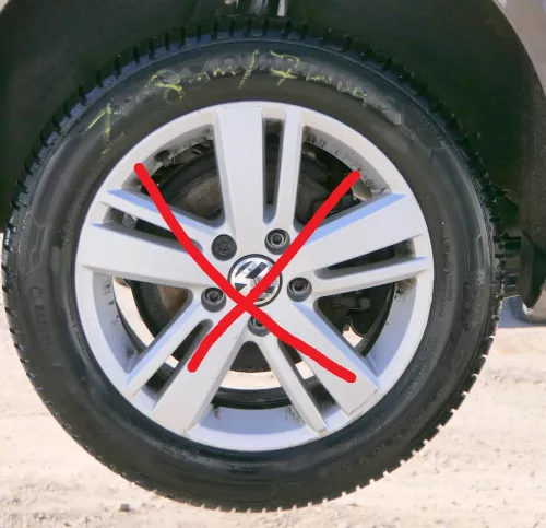 2x VW Golf 6 A3 8P 205/55 R16 94V XL Allwetterreifen ca. 7-8 mm - nur Reifen 