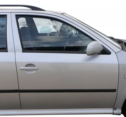 Skoda Octavia 1U Kombi  +Limo Tür vorne rechts Beifahrertür grau silber LF7T