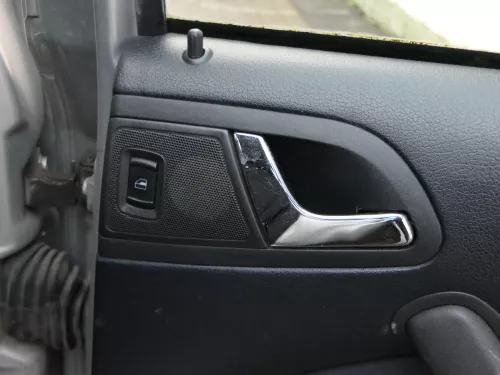 1x Octavia 1U Kombi Türverkleidung Verkleidung Tür hinten rechts (184314)