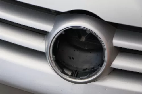 VW Golf 5 1K V Stoßstange vorne Frontoßstange Stoßfänger silber LA7W (184413)