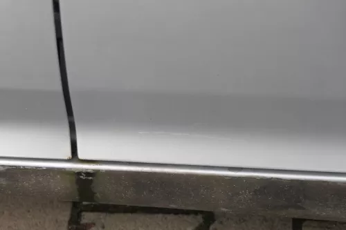 Golf 5 V 1K Tür Türrahmen hinten links 4/5-Türer grau silber LA7W -ohneAnbautei (184424)