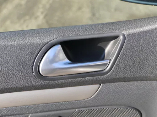 Golf 5 Limousine Türverkleidung Tür vorn links 4/5Türer RECHTSLENKER RHD Leder (184455)