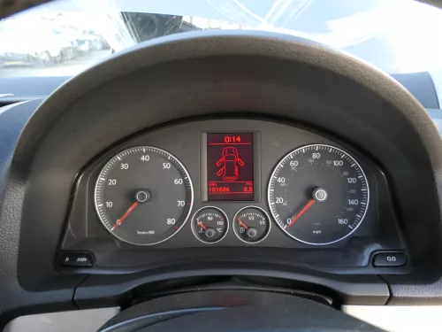 Golf 5 1K 5M Plu Tacho Tachometer 1K0920973A Benzin 101.000 miles MEILEN  RHD