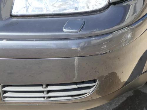 VW Bora Stoßstange vorne Frontstoßstange Stoßfänger vorn grau LC7V SWR (184585)