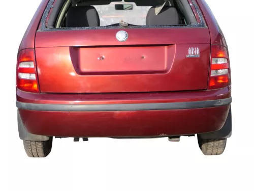 Skoda Fabia 6Y Kombi Stufenhec Stoßstange hinten Heckstoßstange rot braun LF3T