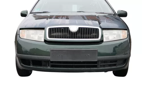 Skoda Fabia 6Y Stoßstange Stoßfänger vorne silber grün LF8C 2000-2004