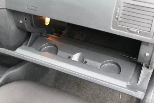 Skoda Fabia 6Y Deckel Klappe für Handschuhfach Handschuhfachdeckel  - Kratzer (184752)