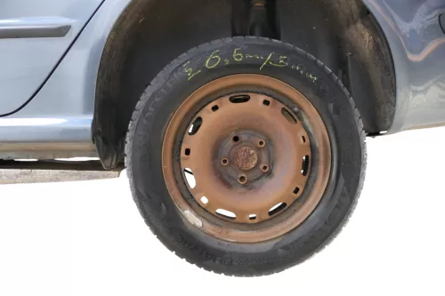 4x Polo 6R 9N Ibiza Felgen 185/60 R14 Winterreifen M+S 6jx15 ET38 Reifen 5-6,5mm (184819)