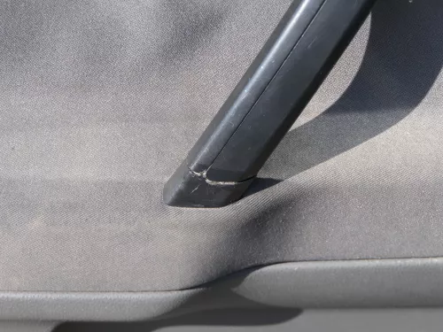 1x VW Polo 9N Türverkleidung Verkleidung Tür vorne links 2/3-Türer Griff Öffner (184880)