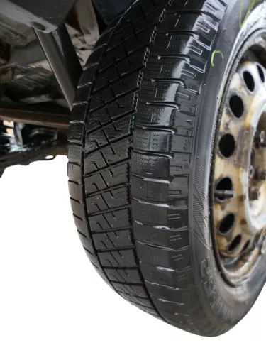 2x VW Sharan 7M Alhambra Winterreifen Reifen Felgen 195/60R R16 99/97T   5-6mm (184959)