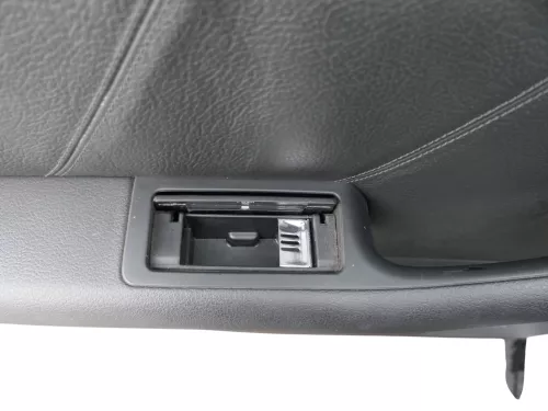 1x A6 4B Türverkleidung Verkleidung Tür hinten links Leder schwarz soul Bose (184980)