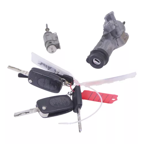 Audi A6 4B Zündschloß Schloß Heckschloß 3x Schlüssel 1x Türschloß Schloßsystem