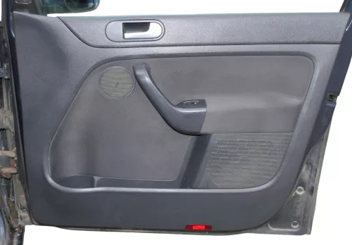 VW Golf Plus 5M 1x Türverkleidung Verkleidung Tür vorne rechts schwarz