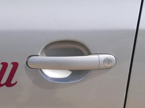 Fabia 5J Kombi + Limo Tür vorne links Fahrertür - braun LF8H -ohne Anbauteile (185112)