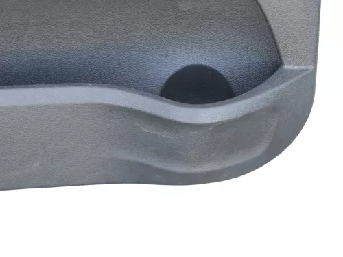 1x Skoda Fabia 5J Stufenheck Türverkleidung Verkleidung Tür vorne links Griff (185130)