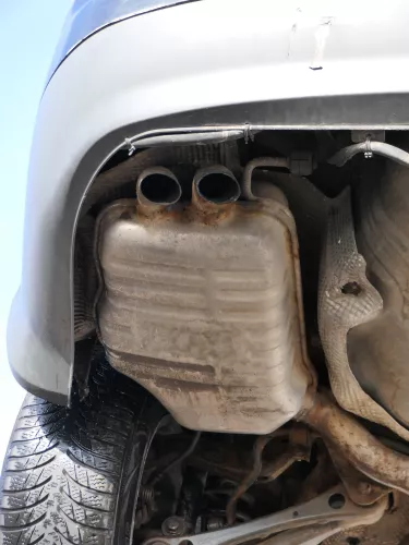 Audi A4 8E B6 Auspuff Endschalldämpfer Endtopf + Mittelschalldämpfer 1,9 TDI AWX (185153)