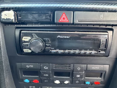 Golf 4 Bora T5 T4 Radio CD Player Pioneer USB MWH-170UI MP3 AUX iPod