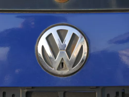 Golf 4 Bora Kombi Variant Heckklappe Klappe Scheibe hinten blau LA5C ohne Anbaut (185212)